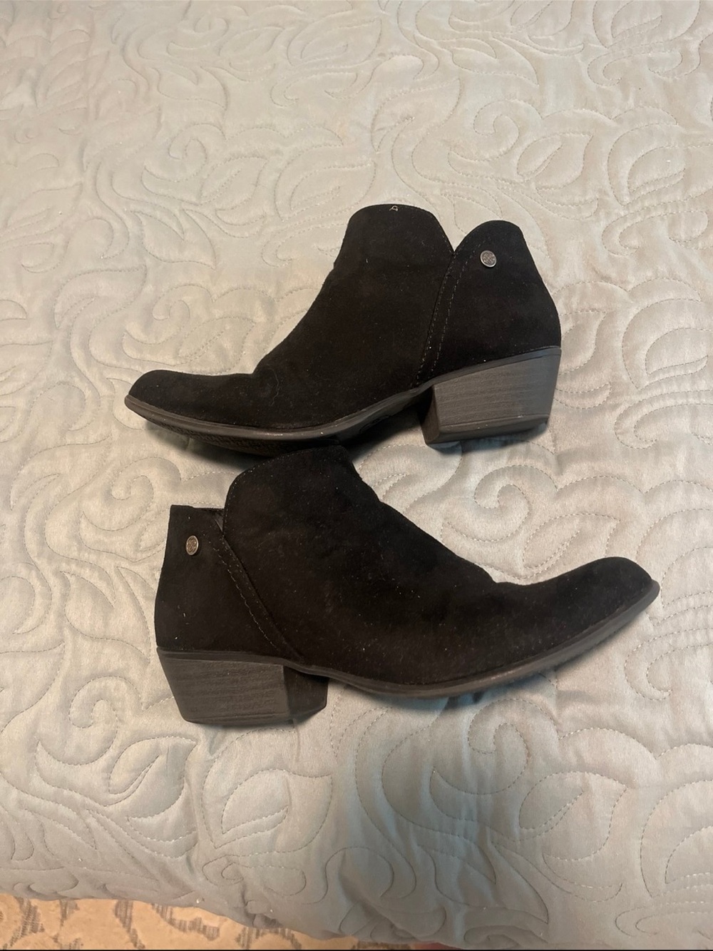 Daisy Fuentes Black Suede Ankle Booties with Low Block Heel